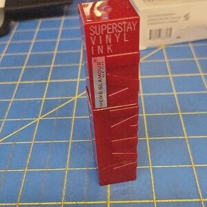 Glamour Superstay Vinyl Ink - 05 Red